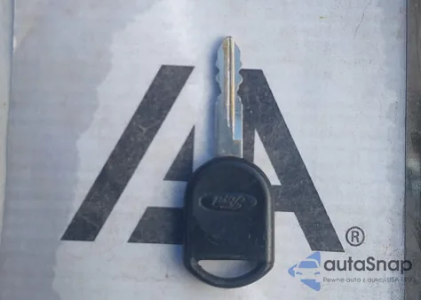 2011 Ford Focus Se z USA, uszkodzony, nr VIN 1FAHP3FN8BW105958